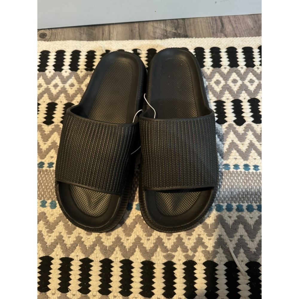 Comfyluxe Comfy Slide Sandals Black M/l Brand New